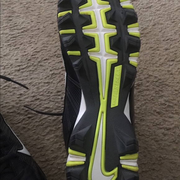 Nike - Picture 5 of 6